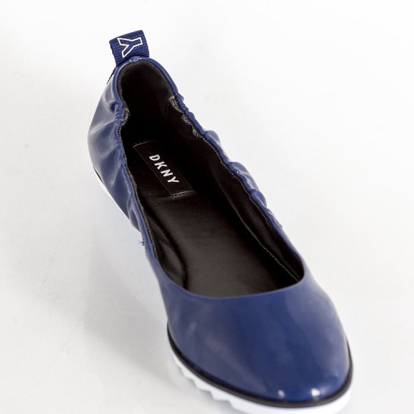 NWT DKNY vivi patent flat - Picture 9 of 10